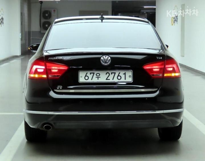 Volkswagen Passat 1.8 TSI Base Type 4