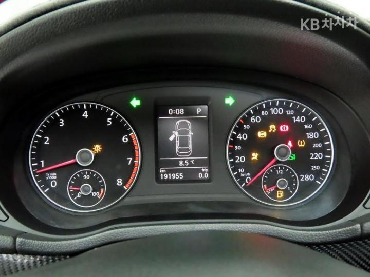 Volkswagen Passat 1.8 TSI Base Type 6