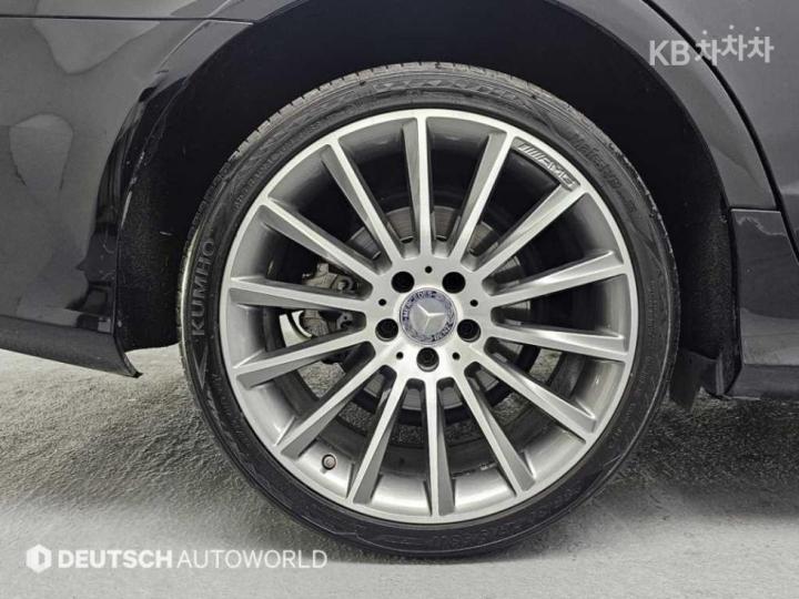 Mercedes-Benz CLS-Class W218 CLS400 W218 6