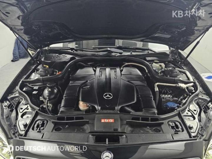 Mercedes-Benz CLS-Class W218 CLS400 W218 7