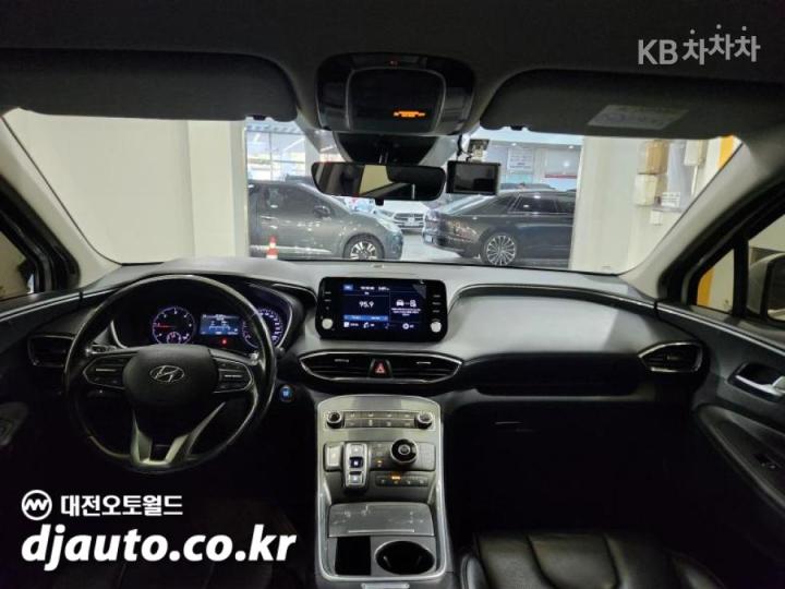 Hyundai Santa Fe TM Diesel 2.2 2WD Premium 9