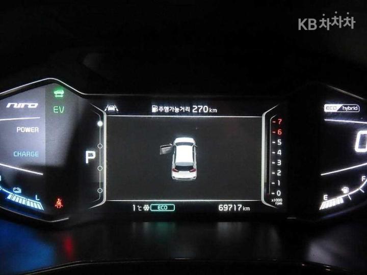 Kia Niro 1.6 HEV Noblesse 10