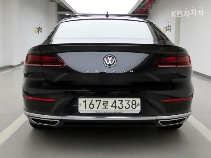 Volkswagen Arteon 2.0 TDI Elegance Prestige 4