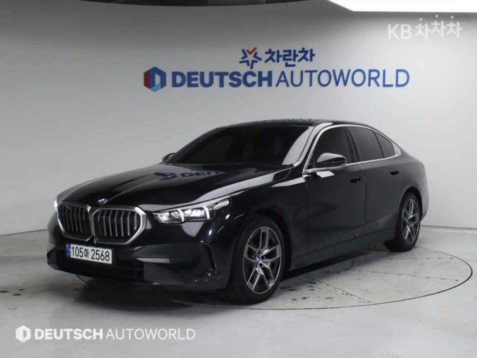 BMW 뉴5시리즈(G60) 520i 기본형 - фото 1