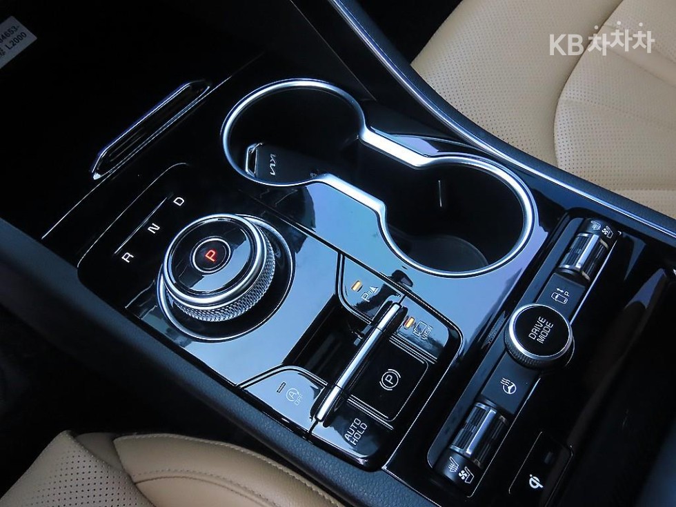 2023 - kia k5