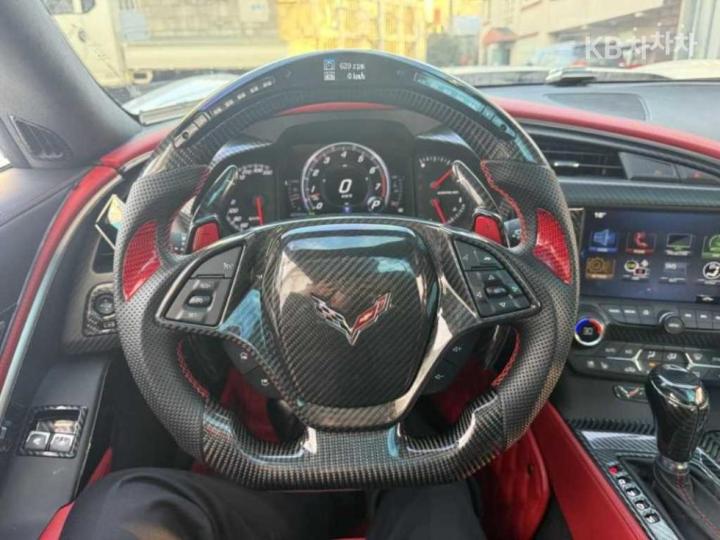 Chevrolet Corvette Coupe 5