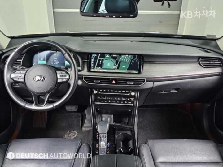 Kia K7 Premier Hybrid 2.4 HEV Signature 8