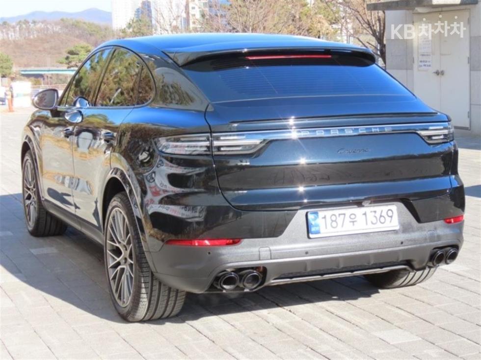Porsche Cayenne — miniaturë 4
