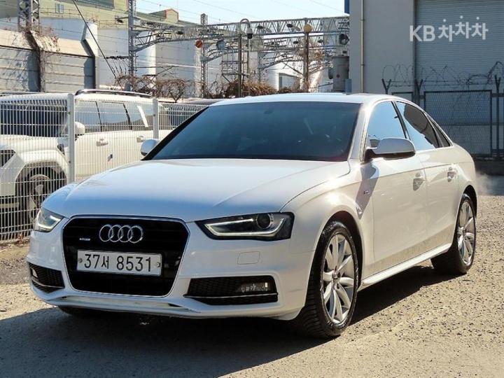 Audi A4 NEW 35 TDI Quattro Dynamic B8 3