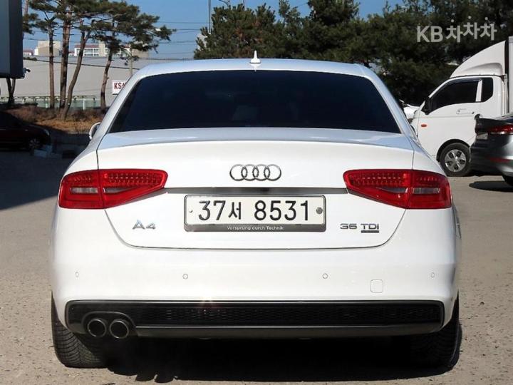 Audi A4 NEW 35 TDI Quattro Dynamic B8 5