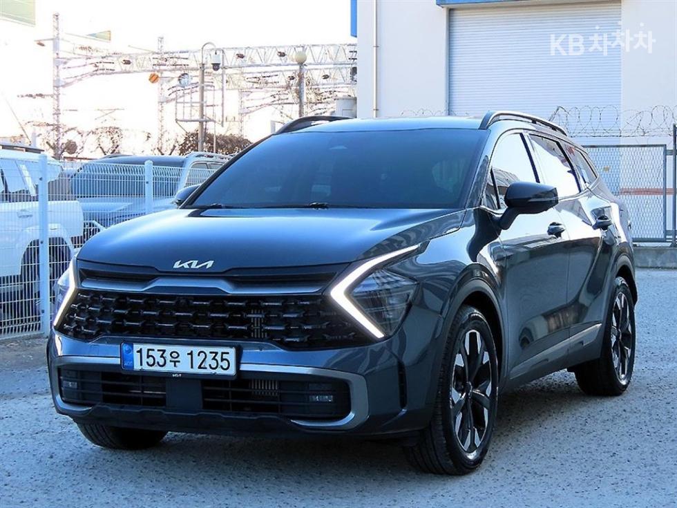 2022 - kia sportage