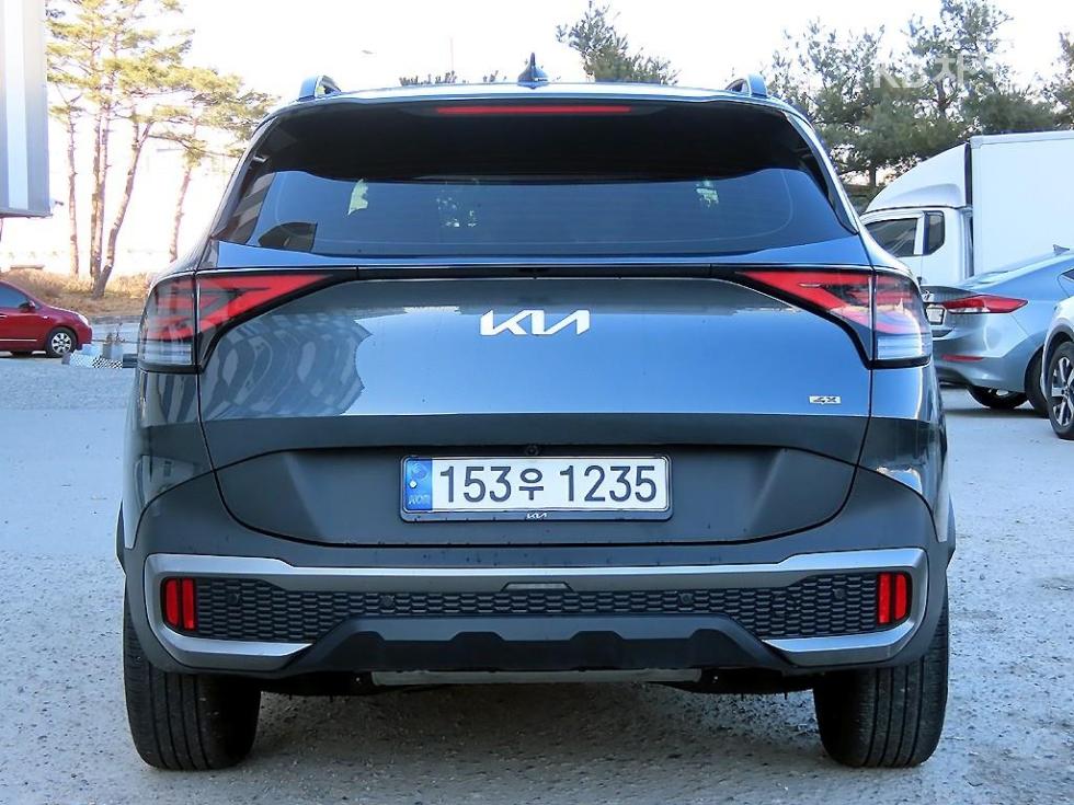 2022 - kia sportage