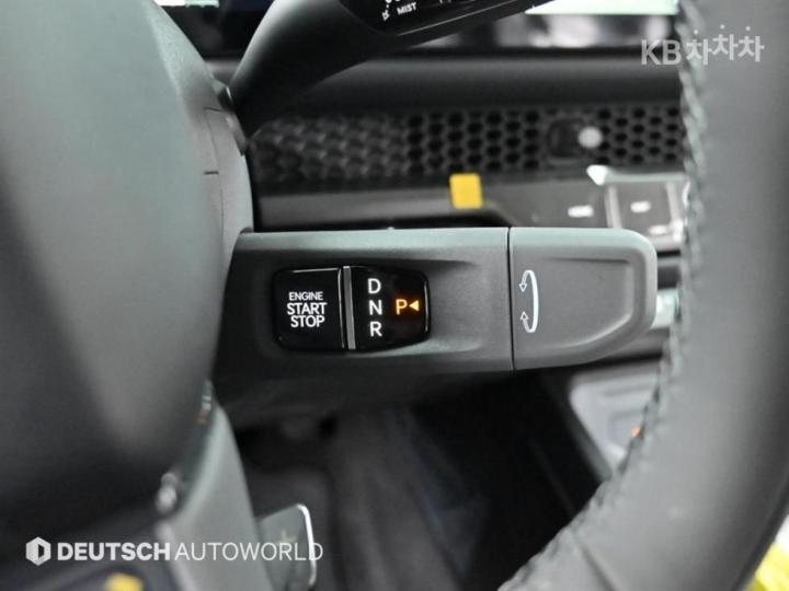 Kia Tasman G2.5 T-GDI 4WD Adventure 10