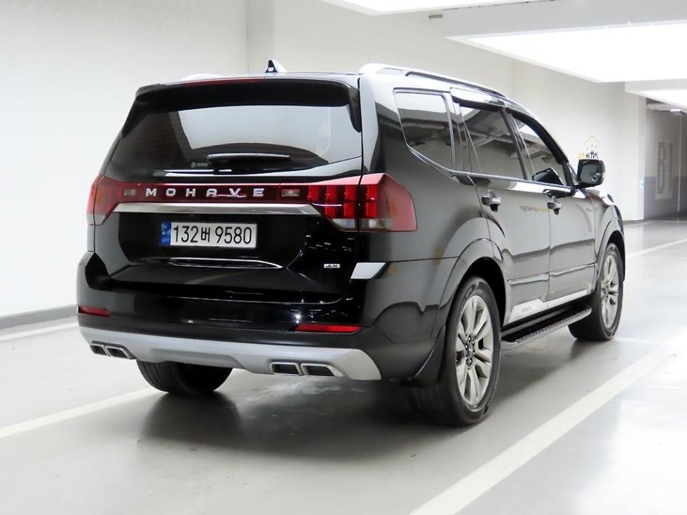 2022 - kia mohave