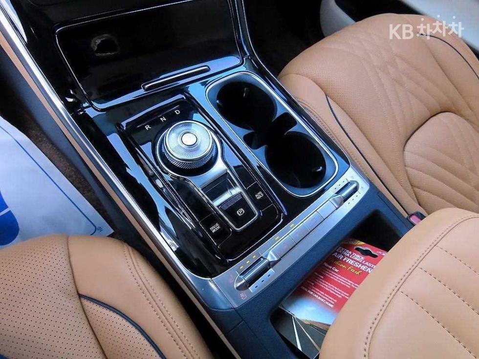 2021 - kia carnival