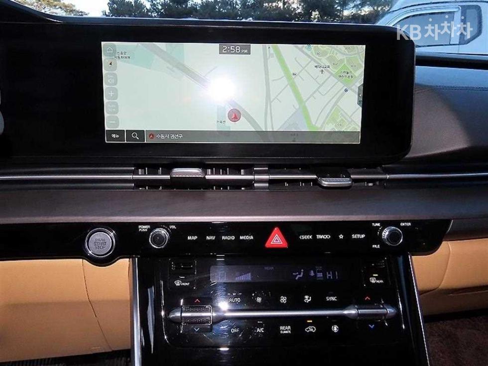 2021 - kia carnival