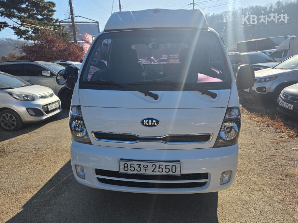 2017 - kia bongo iii