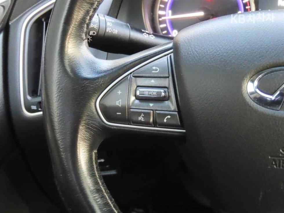 2014 - infiniti q50