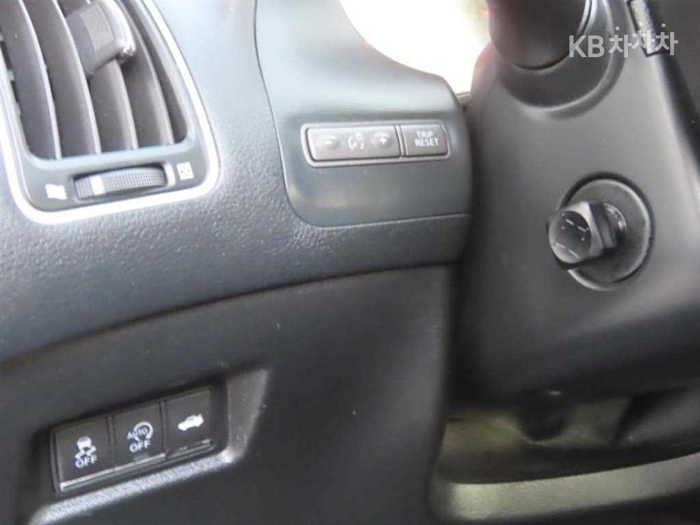 2014 - infiniti q50