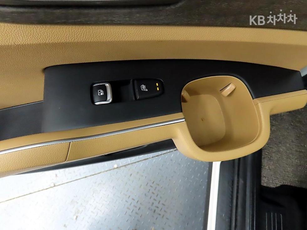 2022 - kia sorento