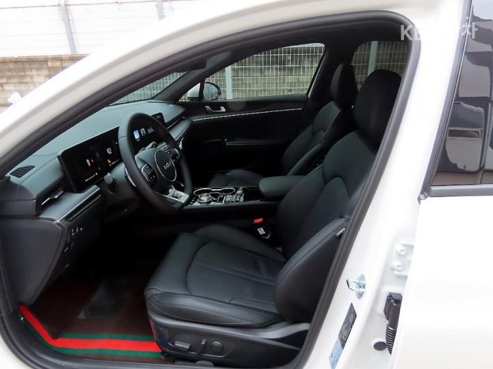 Kia K5 1.6 Gasoline Turbo Prestige - фото 5