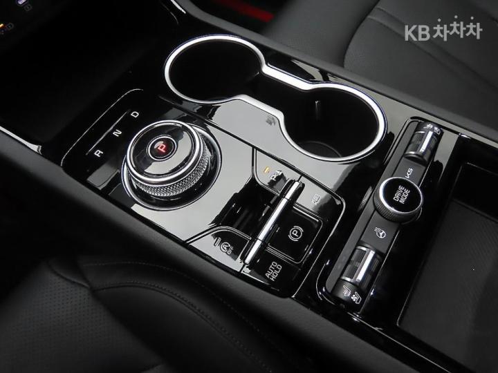 Kia K5 1.6 Gasoline Turbo Prestige - фото 10