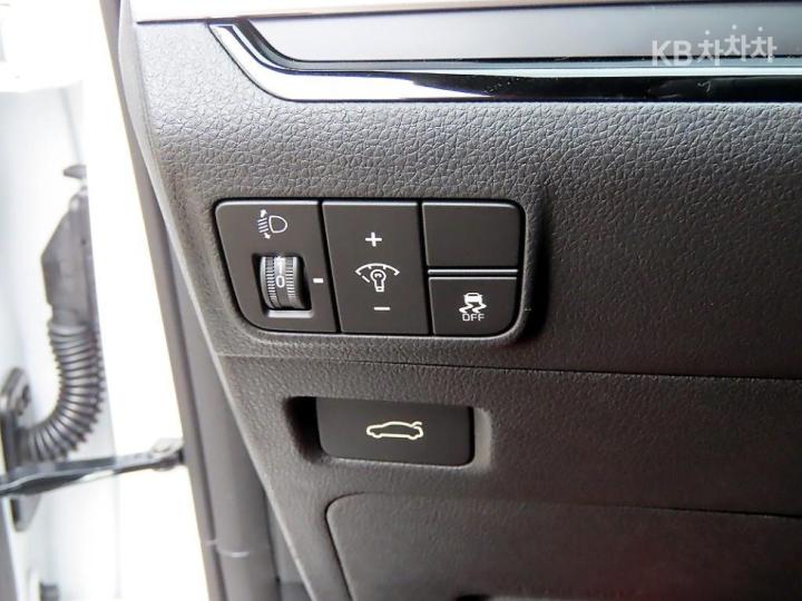 Kia K5 1.6 Gasoline Turbo Prestige - фото 12