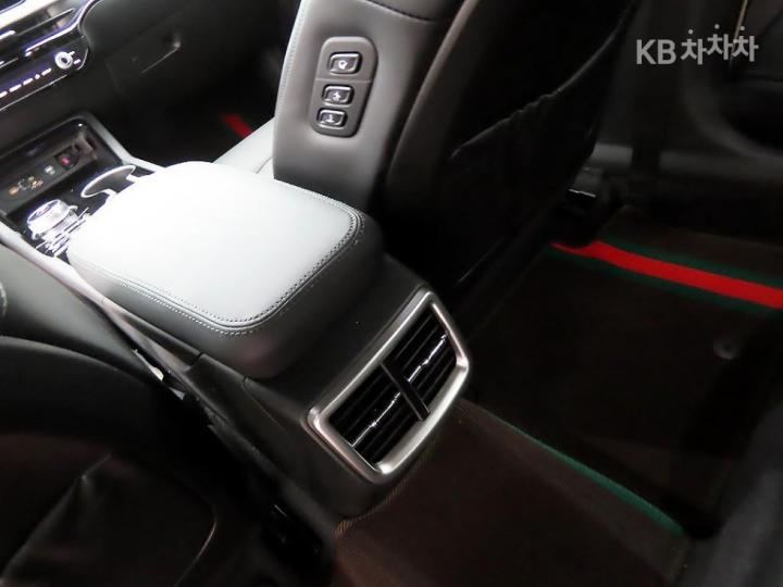 Kia K5 1.6 Gasoline Turbo Prestige - фото 17