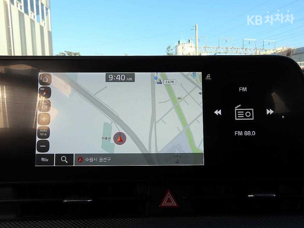 2022 - kia sportage