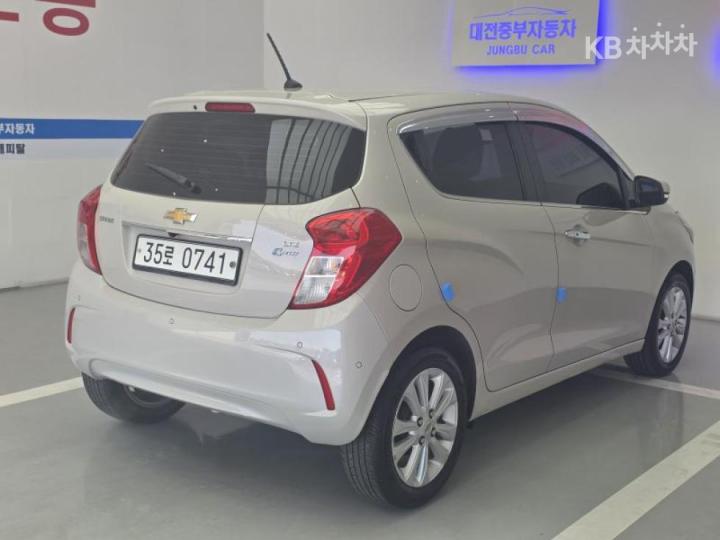 Chevrolet Spark The Next LTZ 7