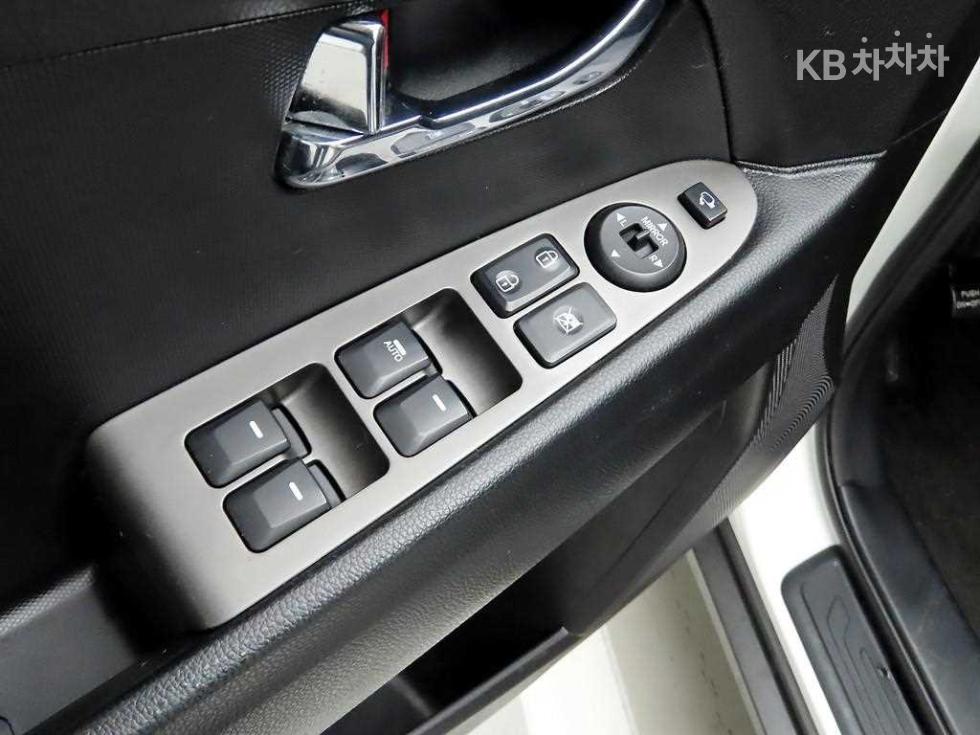 2014 - kia sportage