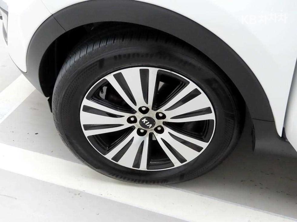 2014 - kia sportage
