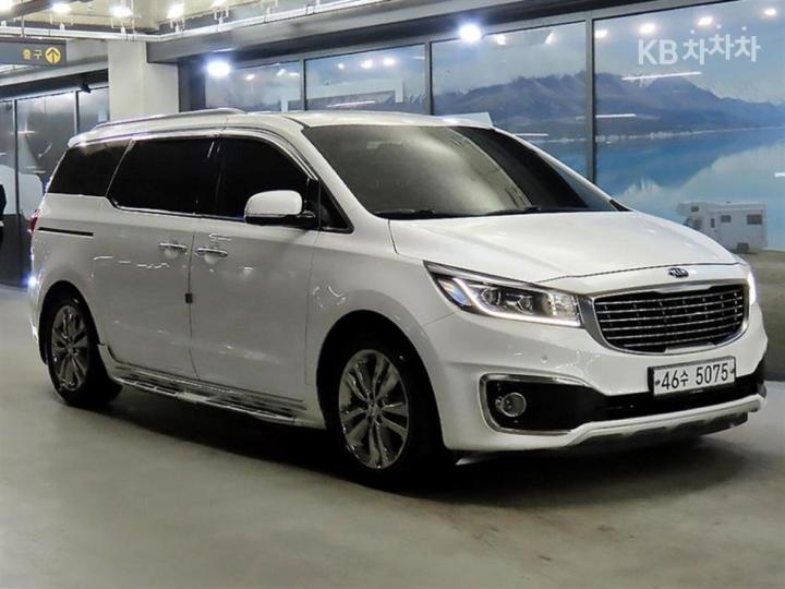 Kia Carnival 2.2 Diesel Noblesse
