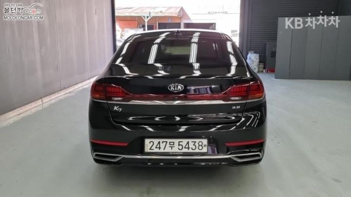 Kia K7 Premier 2.5 GDi Noblesse 5