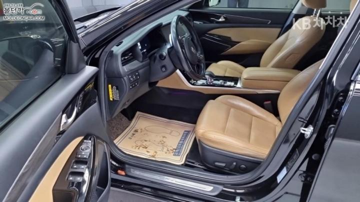 Kia K7 Premier 2.5 GDi Noblesse 10