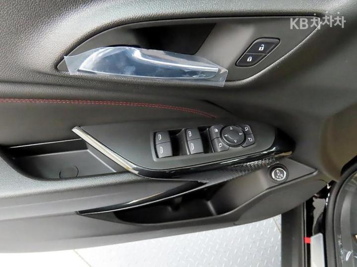 Chevrolet Korea Trax 1.2 Gasoline 2WD RS - фото 11