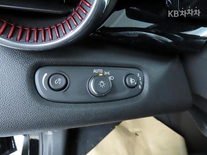 Chevrolet Korea Trax 1.2 Gasoline 2WD RS - фото 12