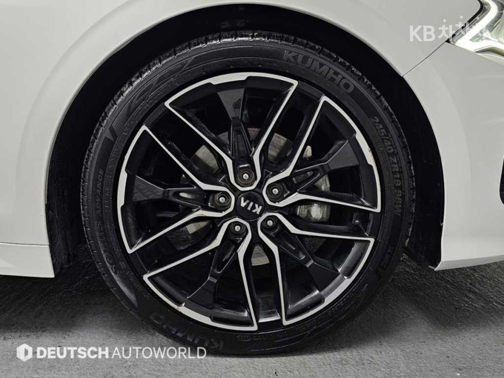 2020 - kia k5