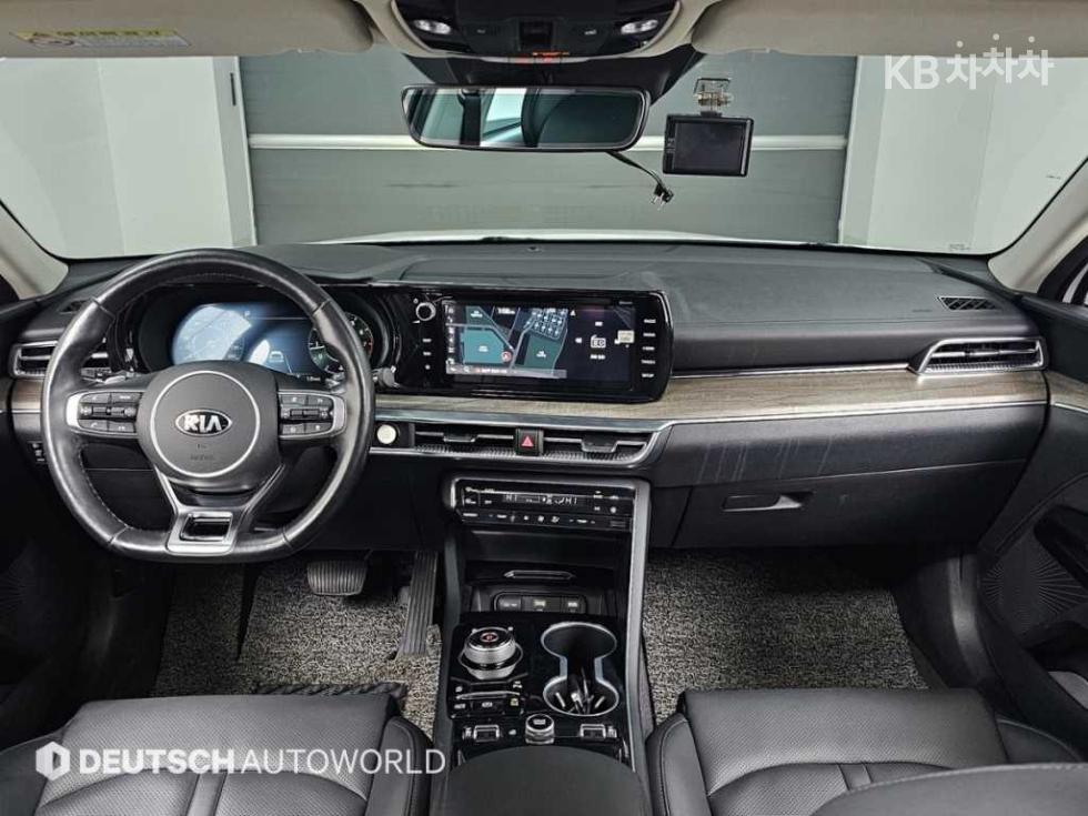 2020 - kia k5