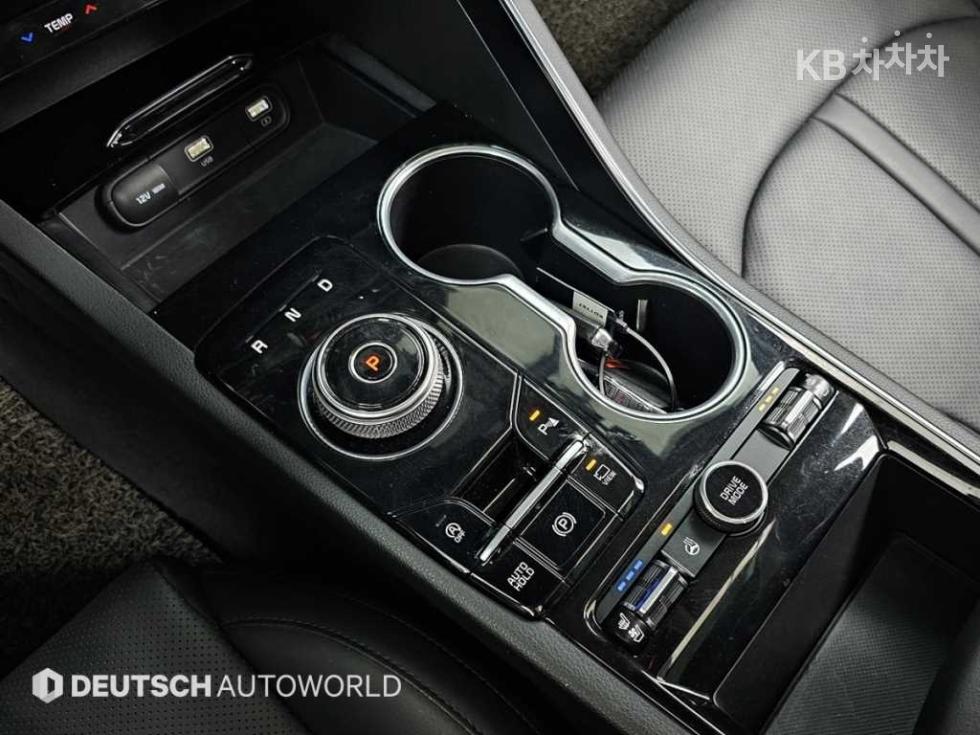 2020 - kia k5