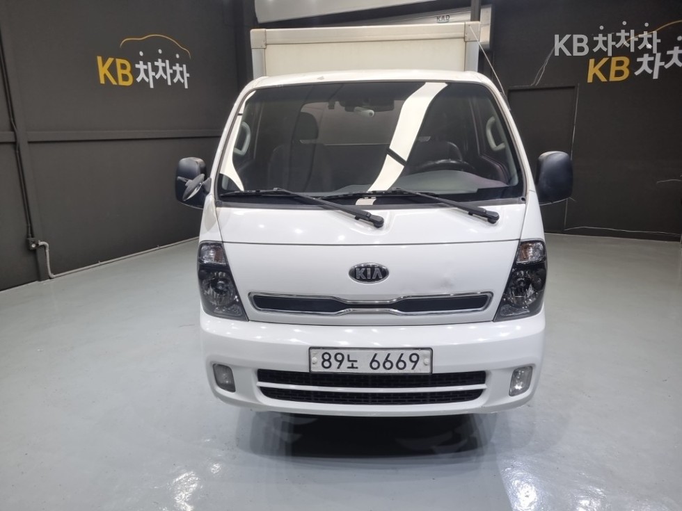 2014 kia bongo iii