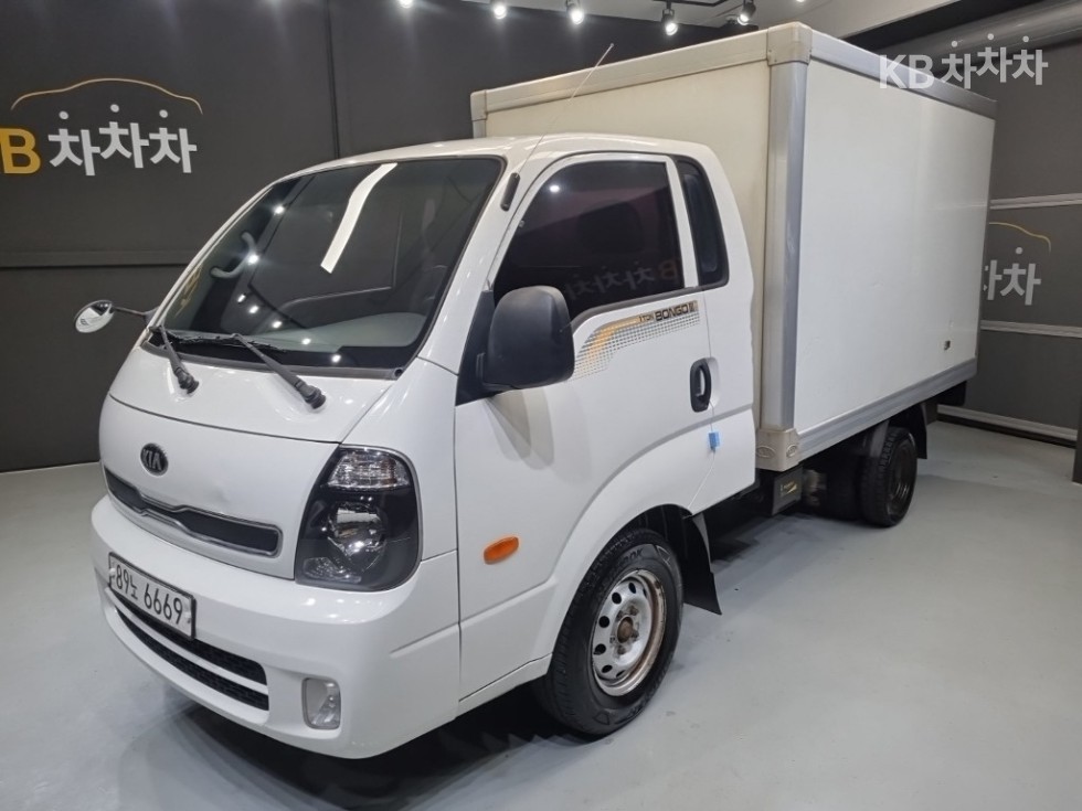 2014 - kia bongo iii
