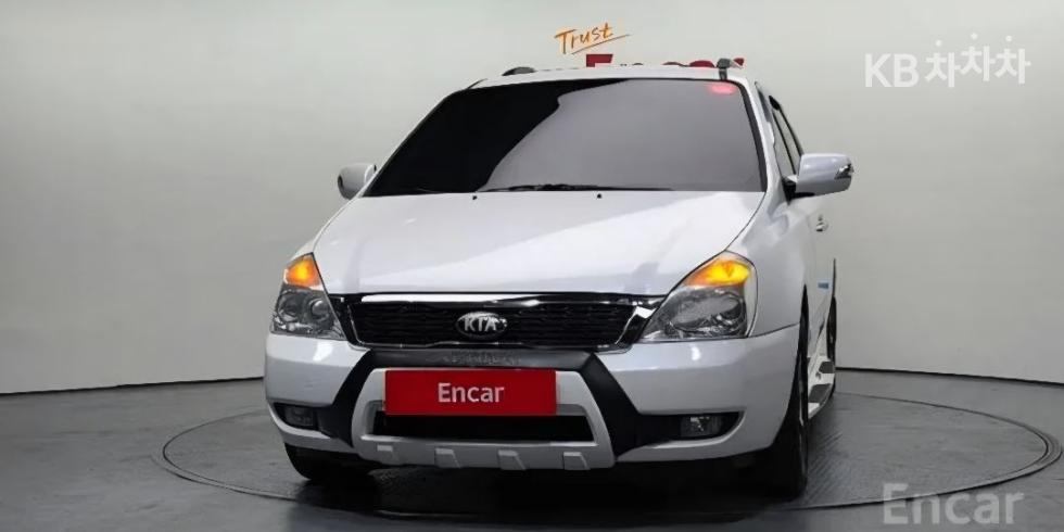 2013 - kia carnival