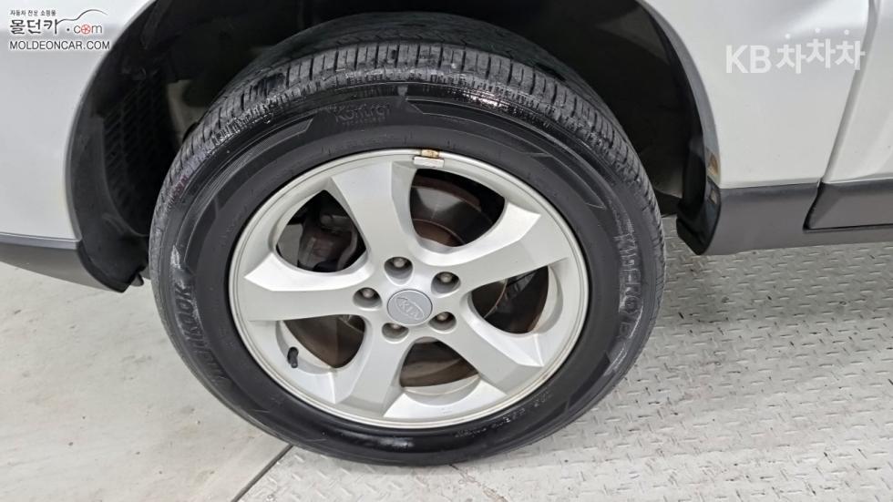 2010 - kia sportage