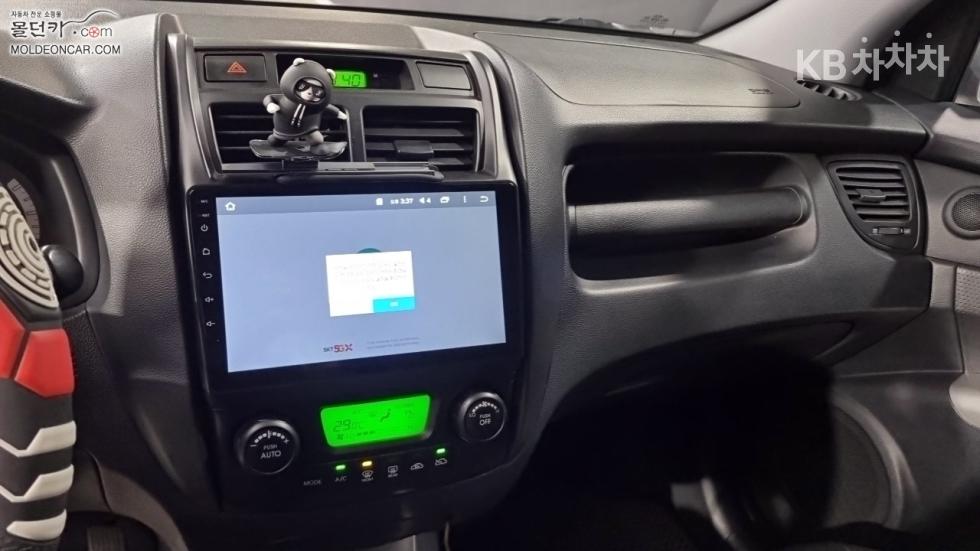 2010 - kia sportage