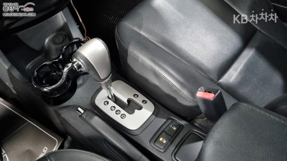 2010 - kia sportage
