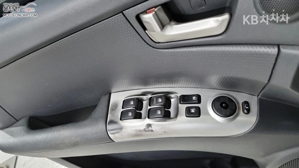 2010 - kia sportage