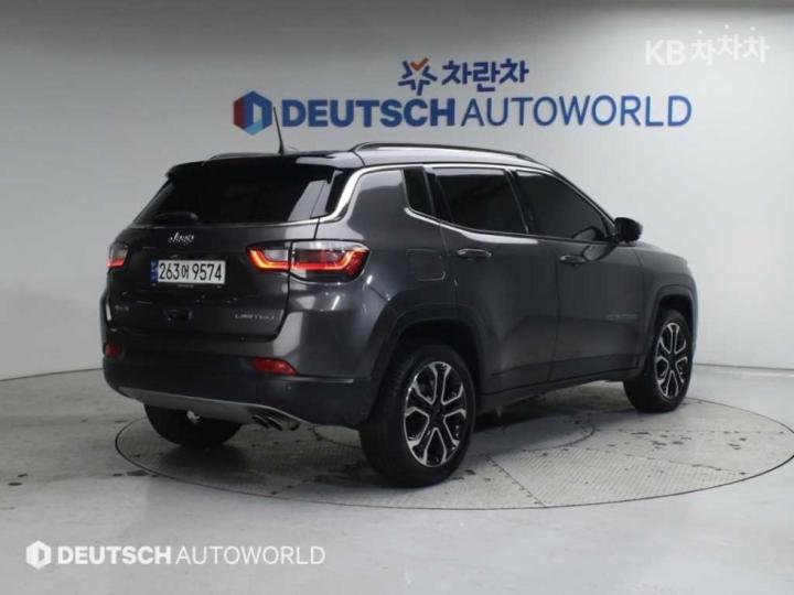 Jeep Compass 2.4 AWD Limited 3