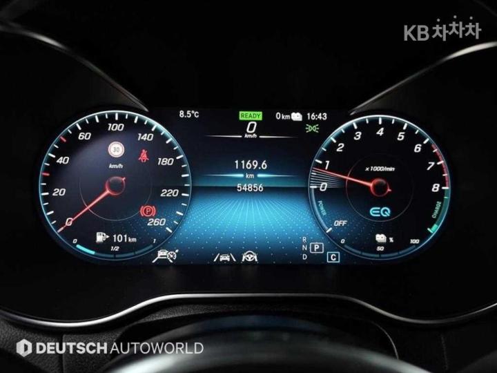 Mercedes-Benz GLC-Class X253 300e 4Matic 9