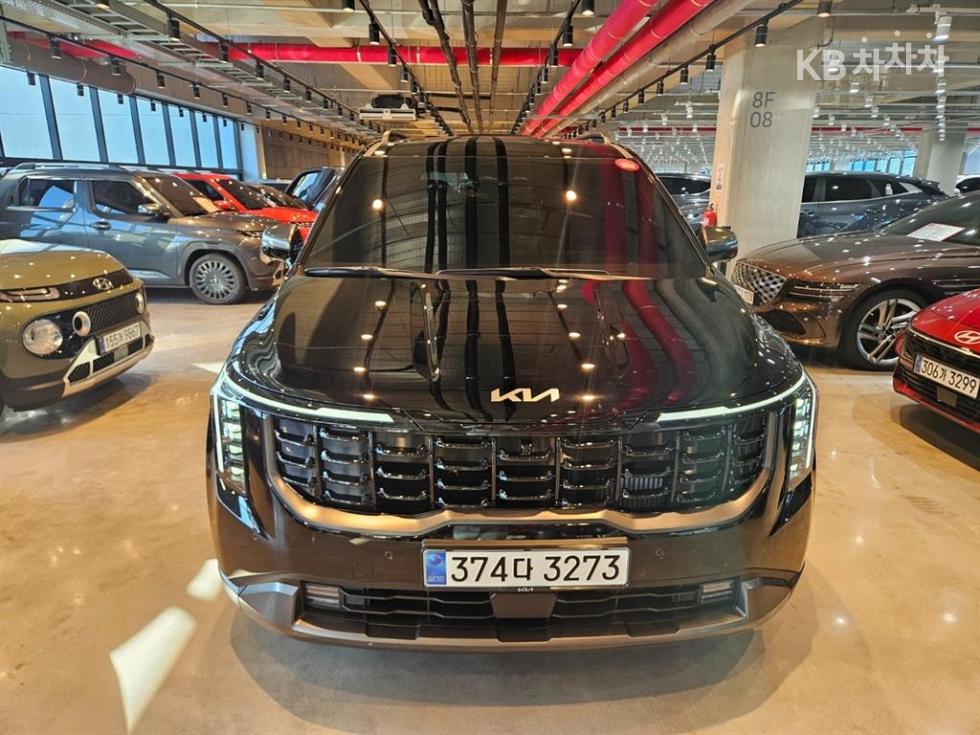 2025 - kia carnival